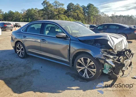 2021 Volkswagen Passat Se z USA, uszkodzony, nr VIN 1VWSA7A39MC005707